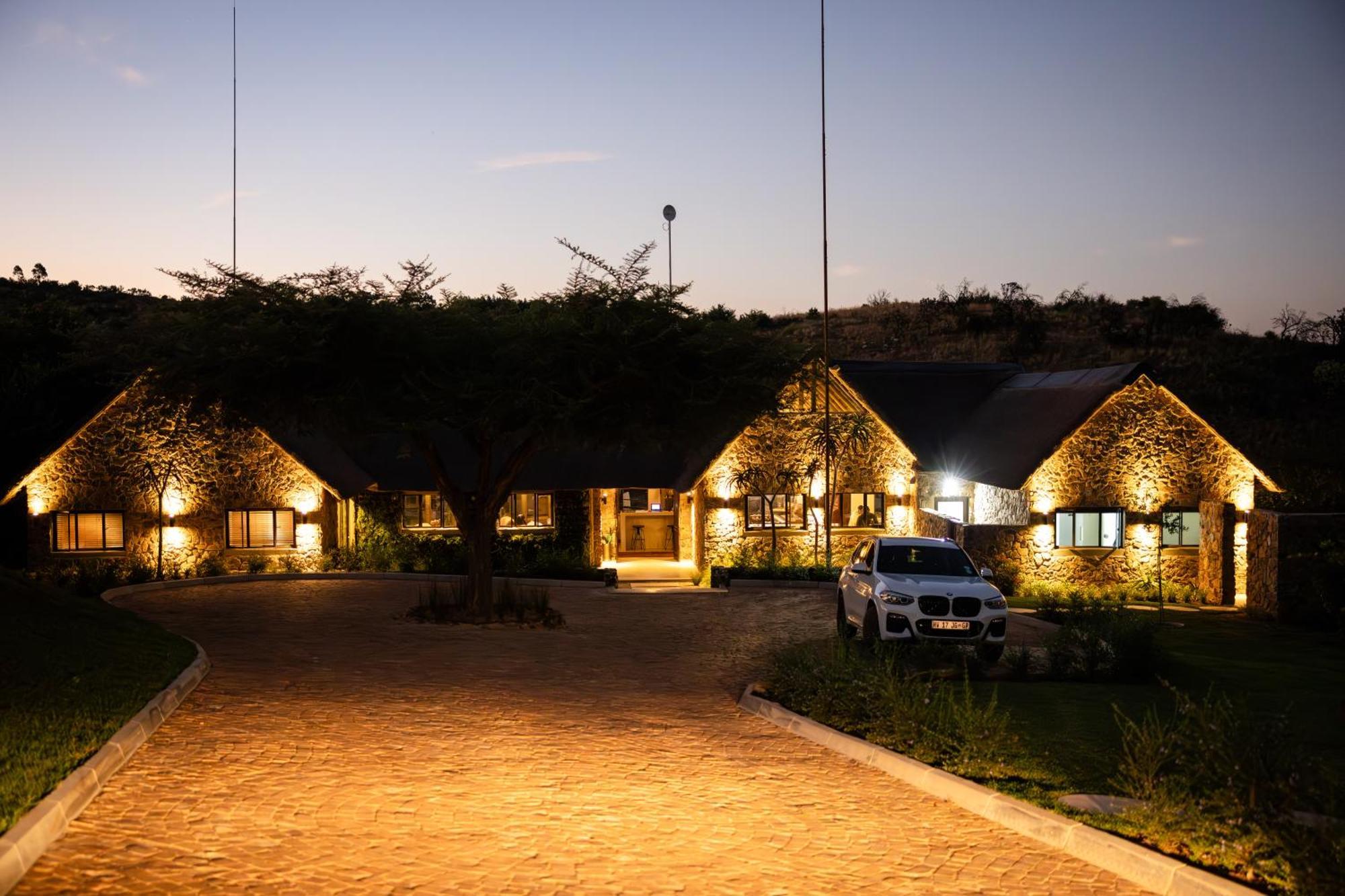 Sibani Lodge Krugersdorp Exteriör bild